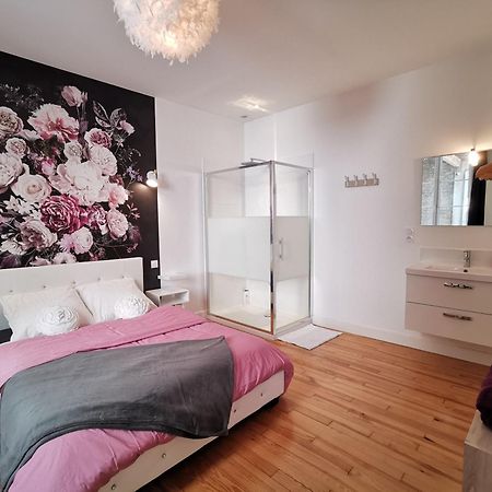 Appartement 3 Chambres Au Coeur Du Jura, Ideal Famille ซาลอนส์-เลส์-แบ็งส์ ภายนอก รูปภาพ