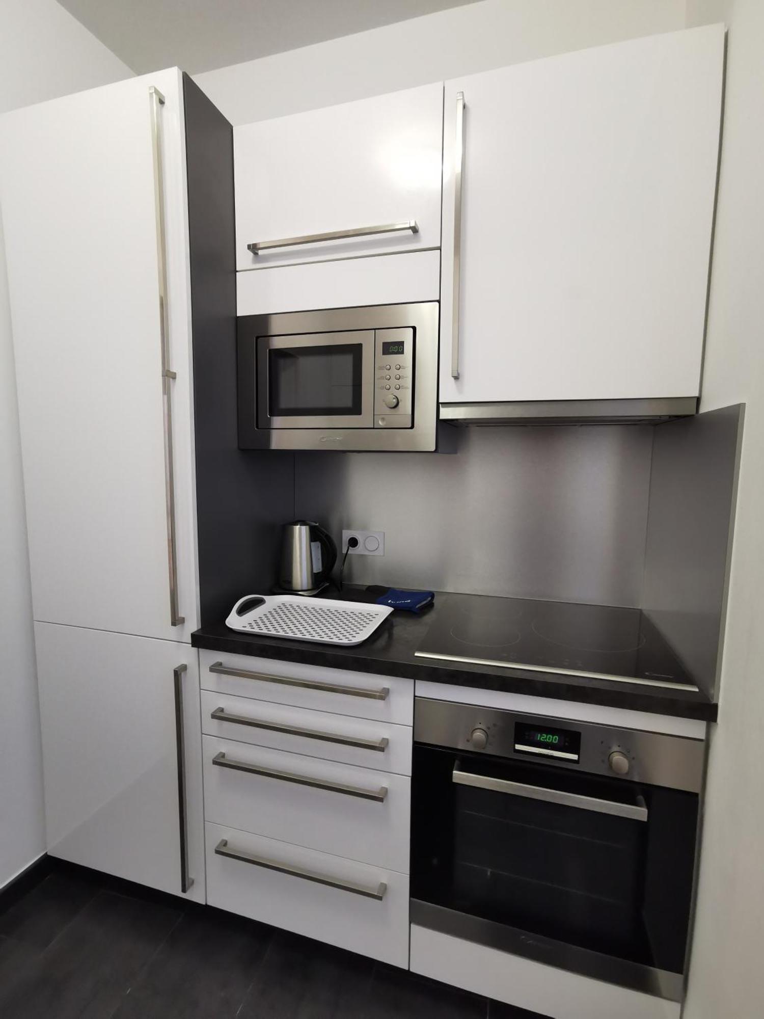 Appartement 3 Chambres Au Coeur Du Jura, Ideal Famille ซาลอนส์-เลส์-แบ็งส์ ภายนอก รูปภาพ