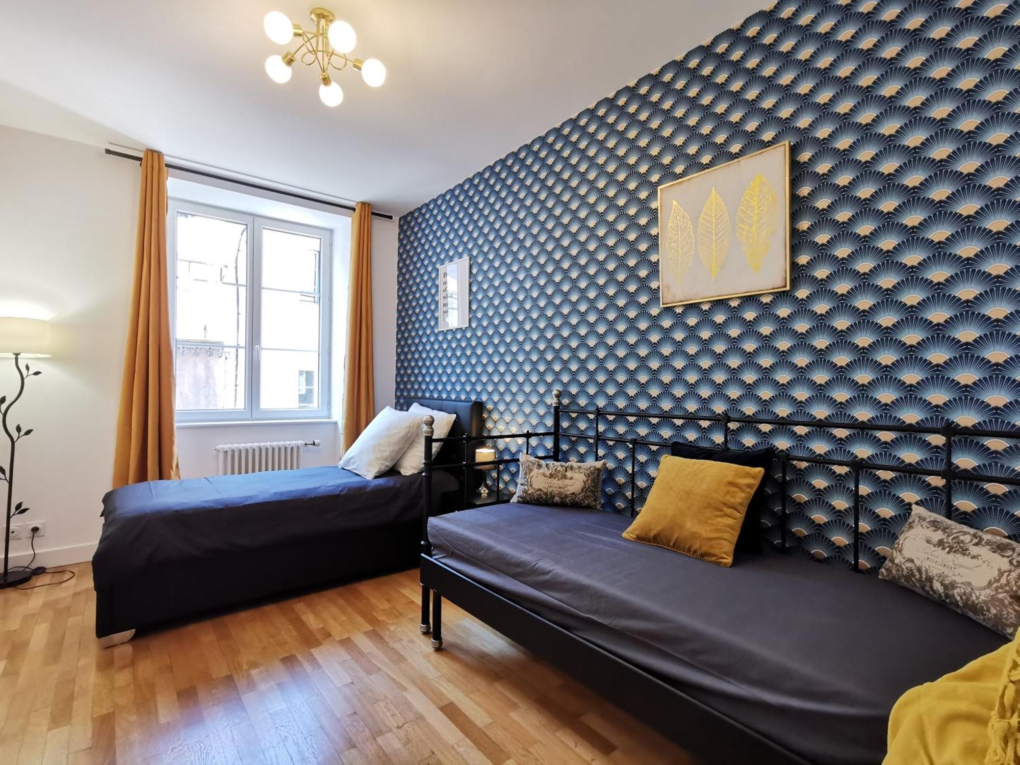 Appartement 3 Chambres Au Coeur Du Jura, Ideal Famille ซาลอนส์-เลส์-แบ็งส์ ภายนอก รูปภาพ