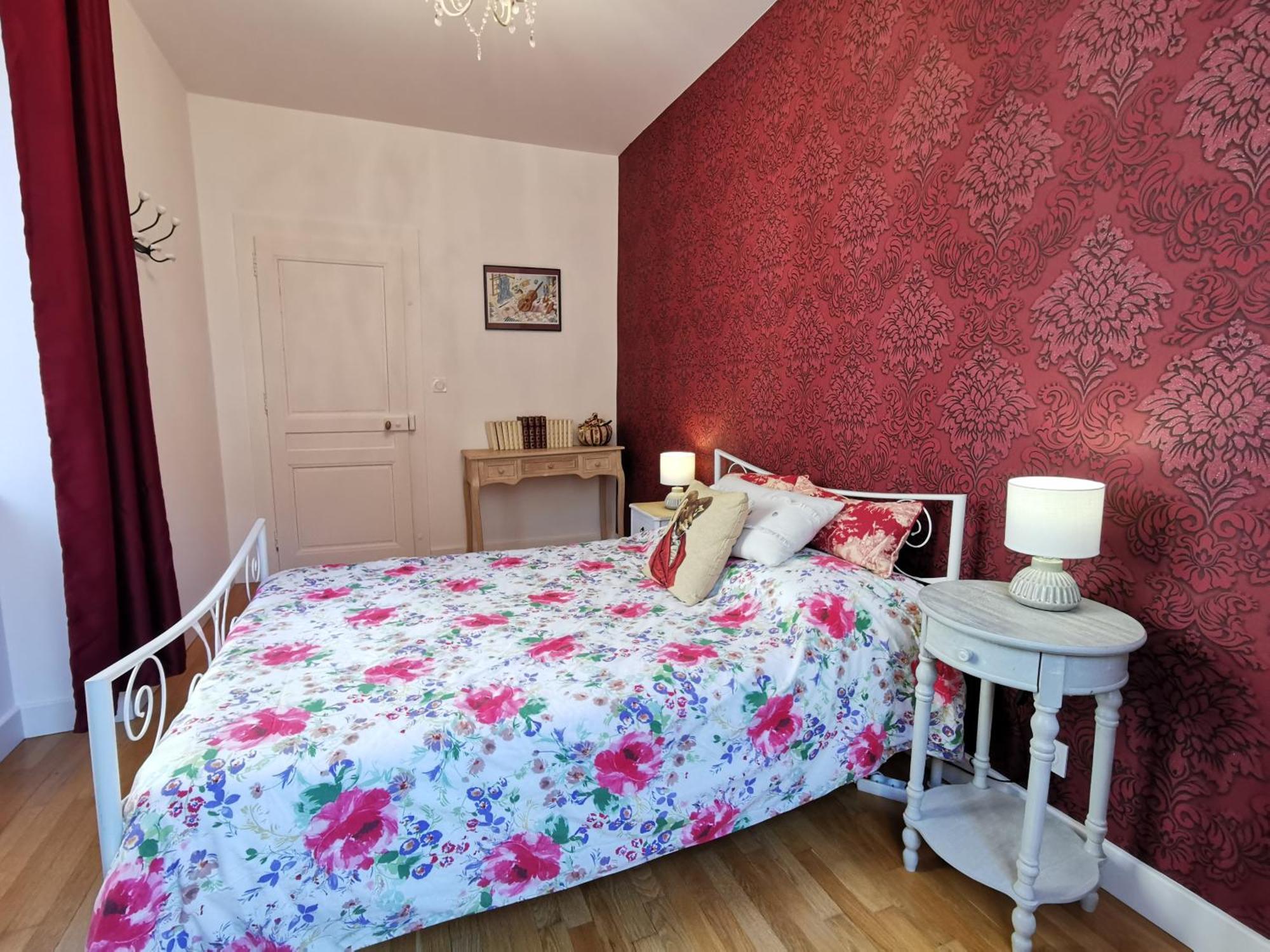 Appartement 3 Chambres Au Coeur Du Jura, Ideal Famille ซาลอนส์-เลส์-แบ็งส์ ภายนอก รูปภาพ